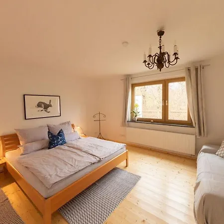 Oak Apartment *